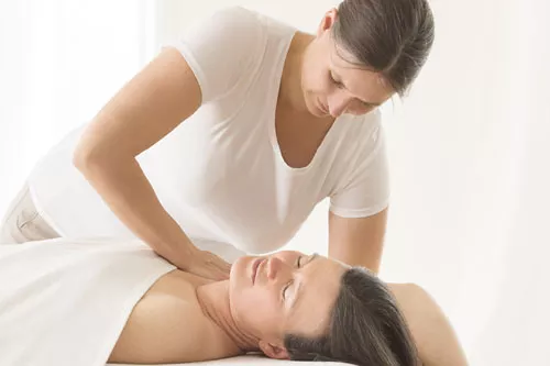 Fortgeschrittenen Kurs: Lomi Vertiefungskurs „Spezial“ mit Hedda und Uta